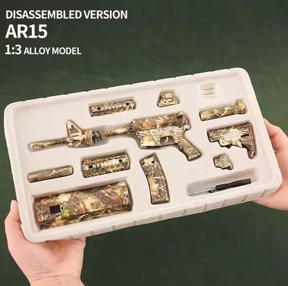 AR-15 Dead Leaves Camouflage Miniature Gun Model